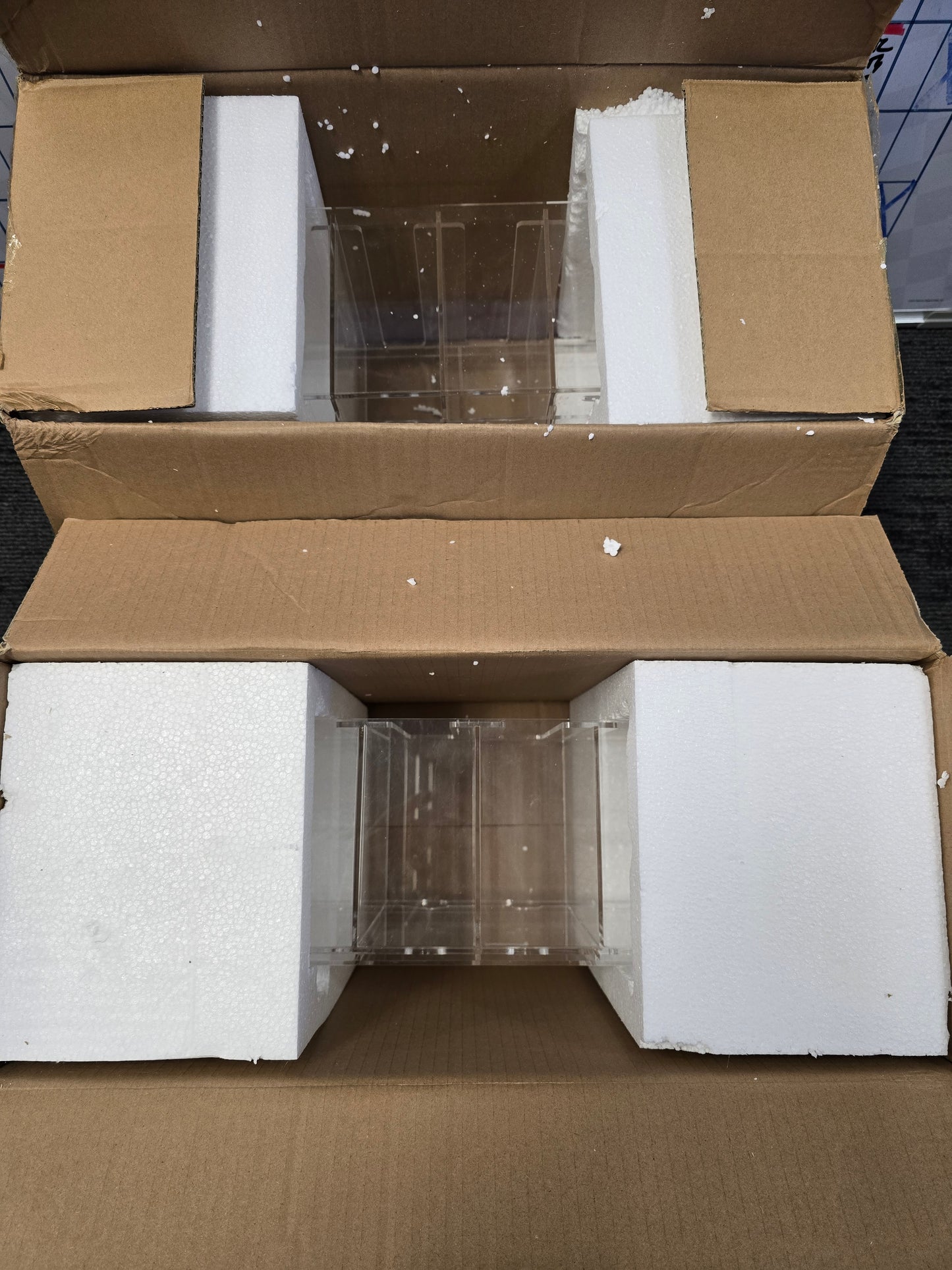 LPG - Acrylic 6-Slot Booster Dispenser *USED*
