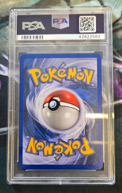 Venomoth (111/144) [2003 Pokémon Skyridge] (PSA Graded 9)